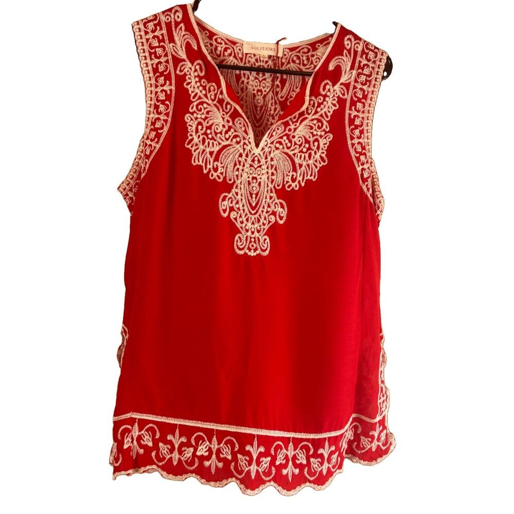 Solitaire Womens Red Embroidered Sleeveless Blouse Size Large